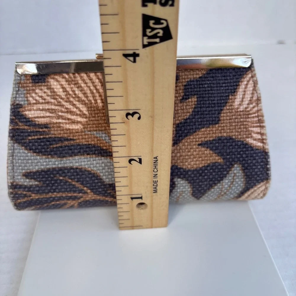 Spartina‎ 449 Daufuskie Island Floral Linen Leather Kiss Lock Coin Purse Wallet